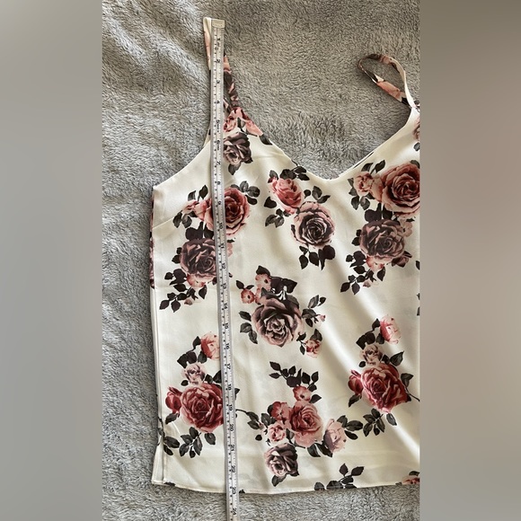 Forever 21 Women’s Sleeveless V Neck Tank Top Floral Print - Picture 6 of 9